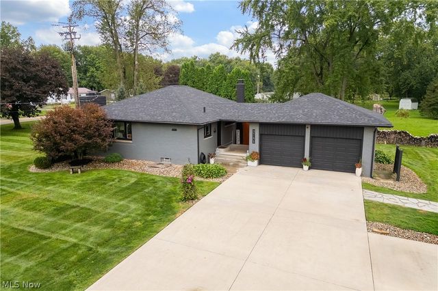 3781 Summit Road, Ravenna, OH 44266