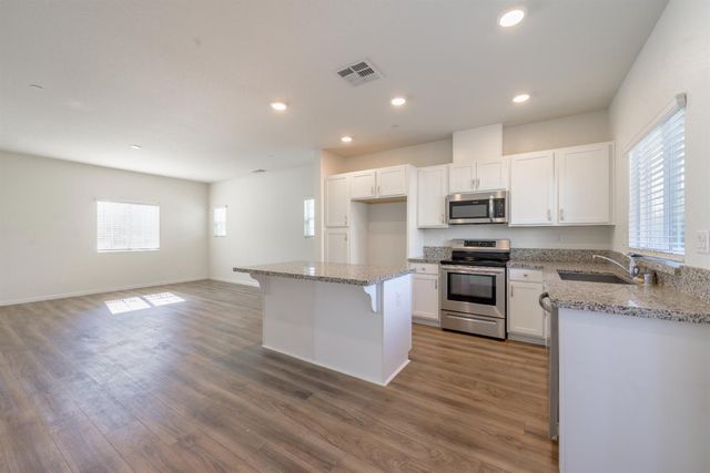 3781 Rynders Way, Sacramento, CA 95835