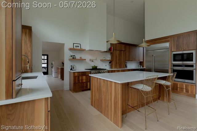 4720 Dover Road, Bloomfield Hills, MI 48304