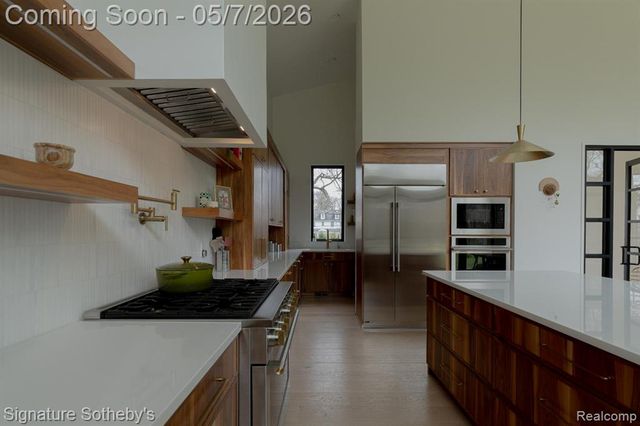 4720 Dover Road, Bloomfield Hills, MI 48304