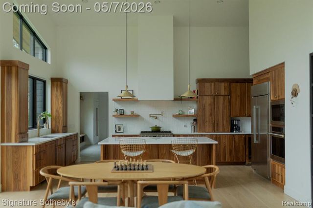 4720 Dover Road, Bloomfield Hills, MI 48304