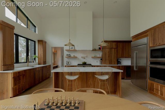 4720 Dover Road, Bloomfield Hills, MI 48304