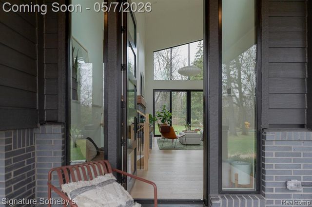 4720 Dover Road, Bloomfield Hills, MI 48304