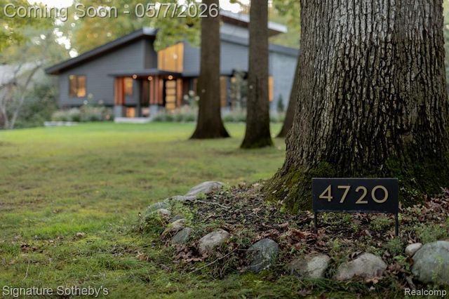 4720 Dover Road, Bloomfield Hills, MI 48304