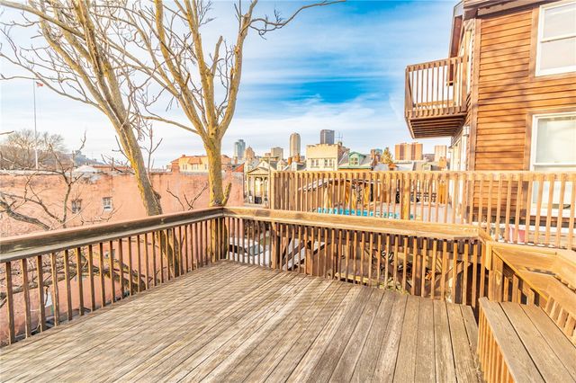 70 S 11th St, South Side, PA 15203