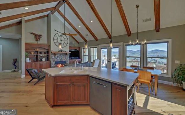 27 Summit View SPUR, Dahlonega, GA 30533