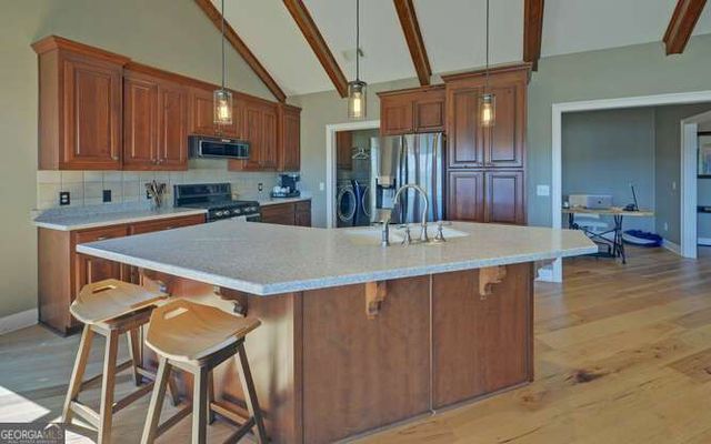 27 Summit View SPUR, Dahlonega, GA 30533