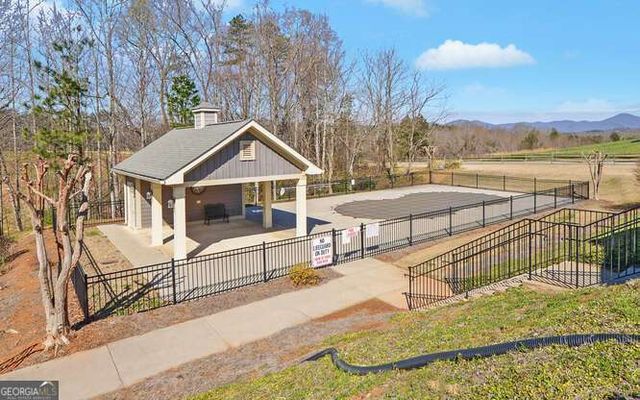 27 Summit View SPUR, Dahlonega, GA 30533