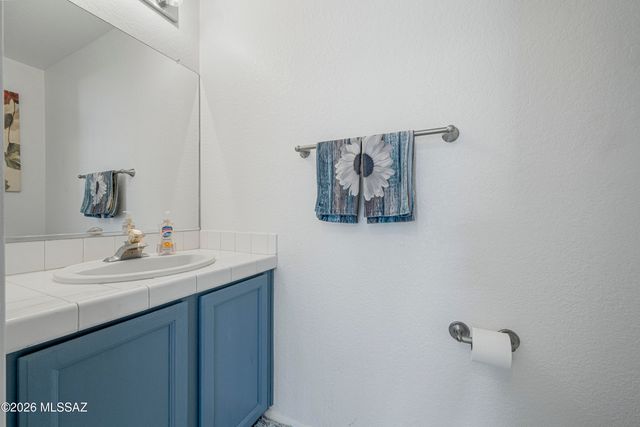 9128 E Sugar Sumac Street, Tucson, AZ 85747