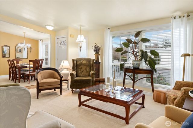 6680 NE Aquarius Lane, Bremerton, WA 98311