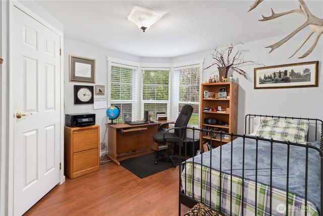 6680 NE Aquarius Lane, Bremerton, WA 98311