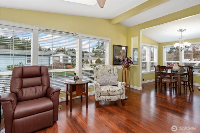 6680 NE Aquarius Lane, Bremerton, WA 98311