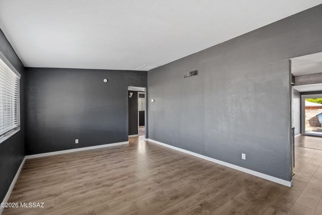 843 E Alturas Street, Tucson, AZ 85719