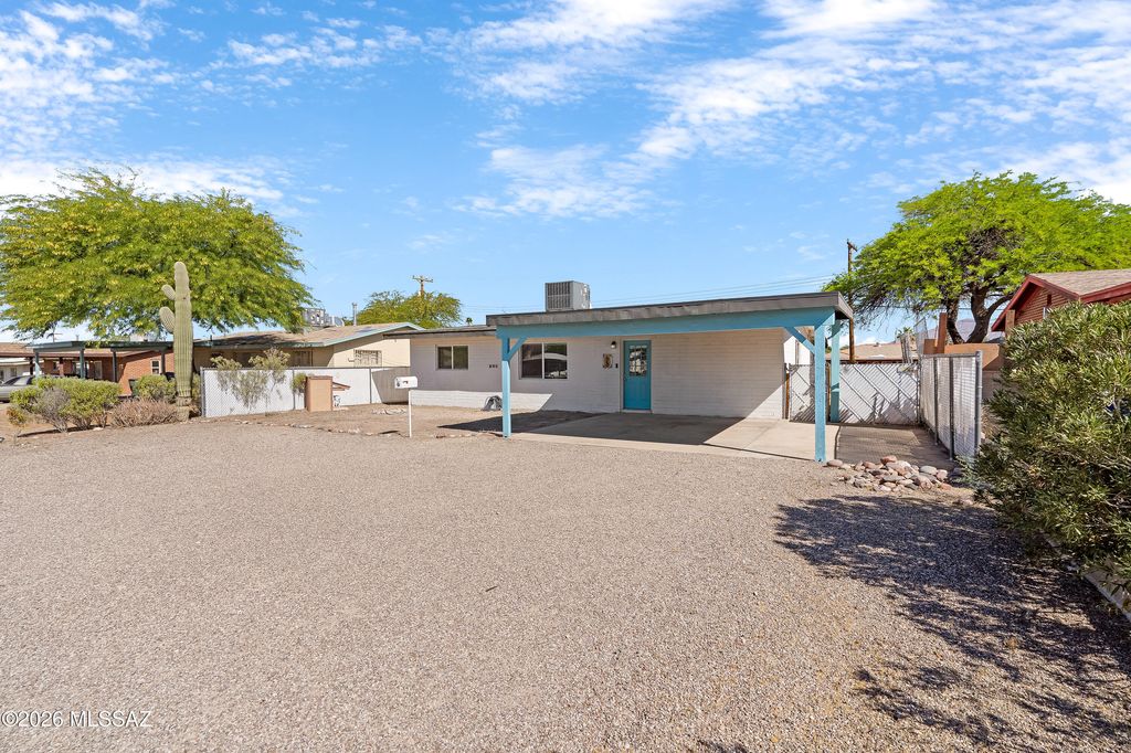 843 E Alturas Street, Tucson, AZ 85719