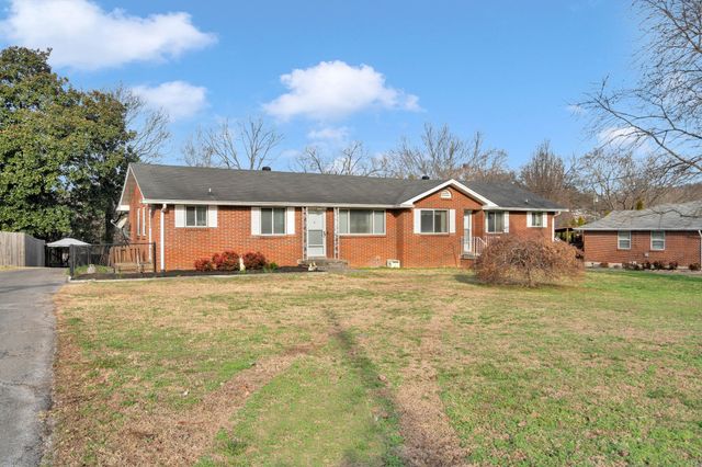 218 Cumberland Cir, Nashville, TN 37214