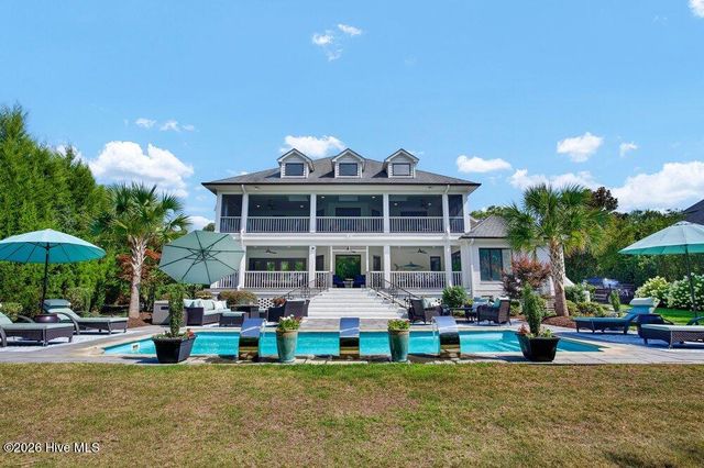 1208 Great Oaks Drive, Wilmington, NC 28405