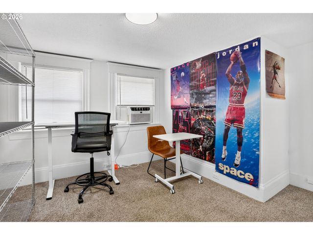 4836 N ALBINA Ave, Portland, OR 97217