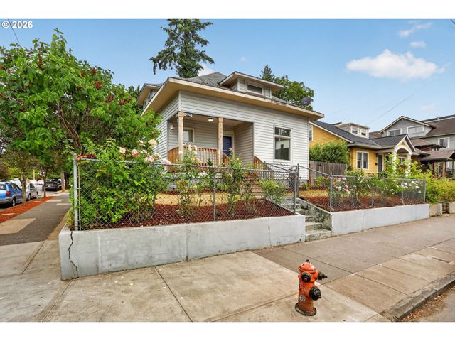 4836 N ALBINA Ave, Portland, OR 97217
