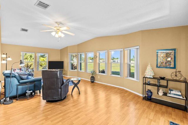 8162 13th Hole Drive, Port St Lucie, FL 34952