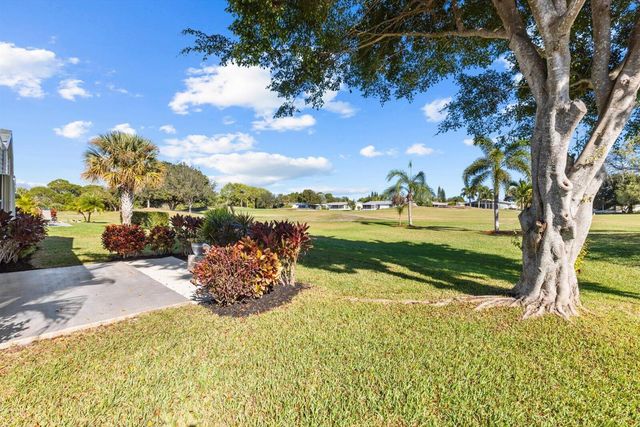 8162 13th Hole Drive, Port St Lucie, FL 34952