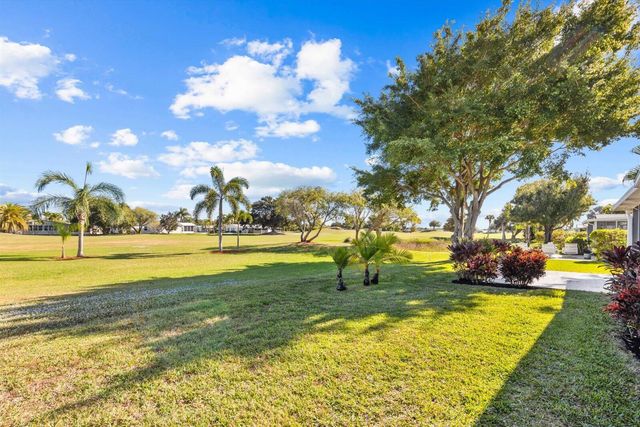 8162 13th Hole Drive, Port St Lucie, FL 34952