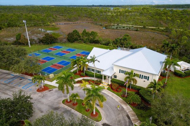 8162 13th Hole Drive, Port St Lucie, FL 34952