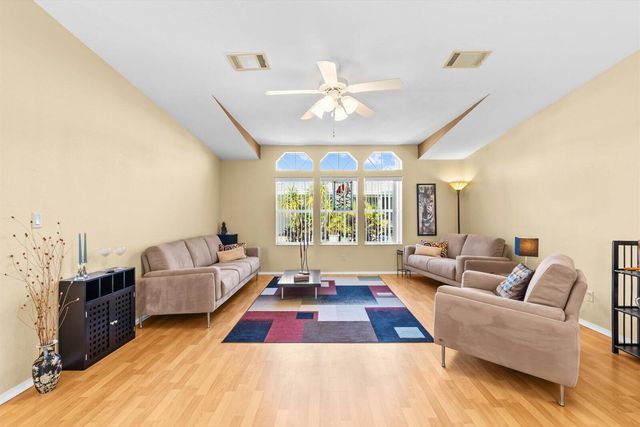 8162 13th Hole Drive, Port St Lucie, FL 34952