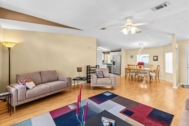 8162 13th Hole Drive, Port St Lucie, FL 34952