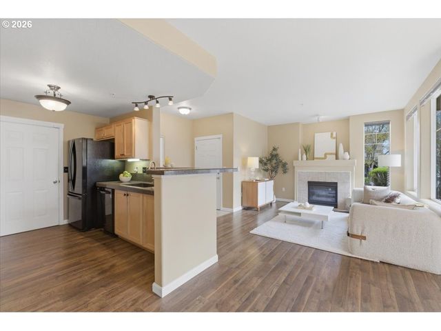 1807 Ne 101ST Ave, Hillsboro, OR 97006