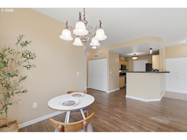 1807 Ne 101ST Ave, Hillsboro, OR 97006