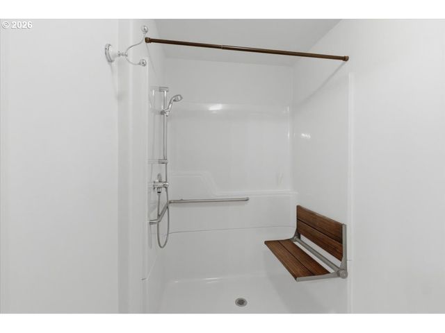 1807 Ne 101ST Ave, Hillsboro, OR 97006