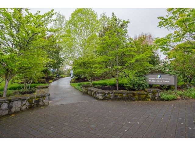 1807 Ne 101ST Ave, Hillsboro, OR 97006