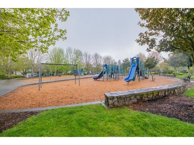 1807 Ne 101ST Ave, Hillsboro, OR 97006