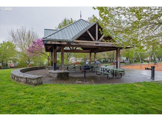 1807 Ne 101ST Ave, Hillsboro, OR 97006