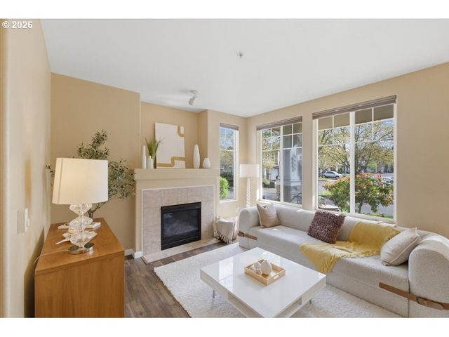 1807 Ne 101ST Ave, Hillsboro, OR 97006