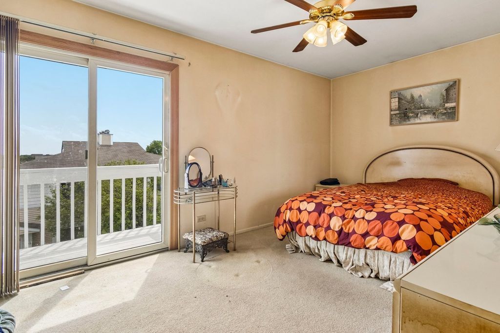 Image 15 of property listing at 1541 Cornell Place 0, Hoffman Estates, IL 60169