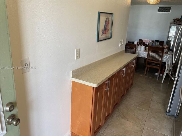 20120 NE 2nd Avenue W28, Miami Gardens, FL 33179