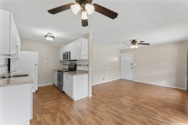 94-1083 Kepakepa Street J8, Waipahu, HI 96797