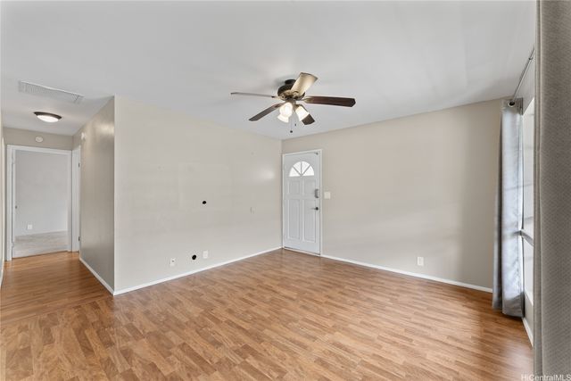 94-1083 Kepakepa Street J8, Waipahu, HI 96797