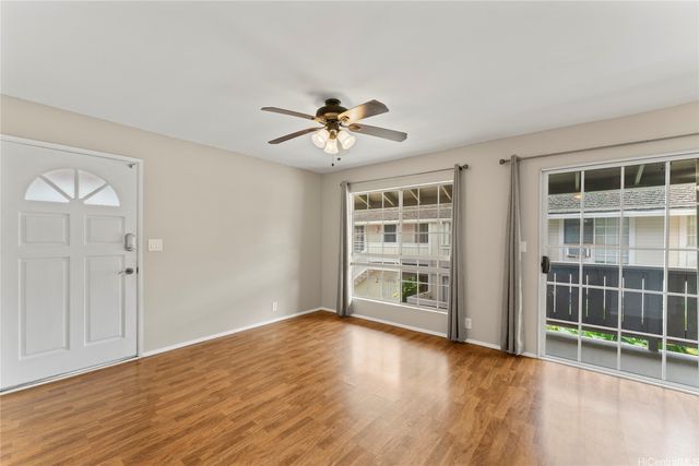 94-1083 Kepakepa Street J8, Waipahu, HI 96797