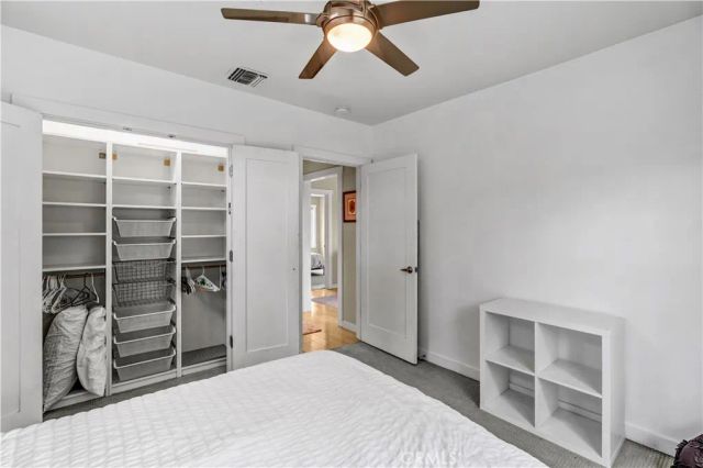 2909 W Clark Avenue, Burbank, CA 91505