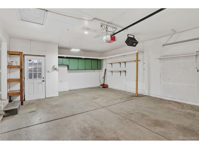 1820 Meadow Ln, Longmont, CO 80501