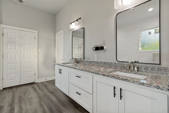 7909 Ivory Lane, Dallas, TX 75216