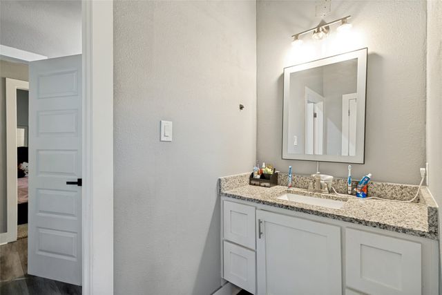 7909 Ivory Lane, Dallas, TX 75216