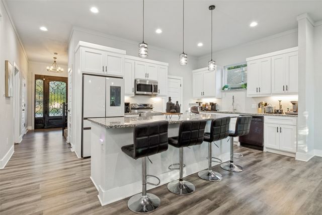 7909 Ivory Lane, Dallas, TX 75216