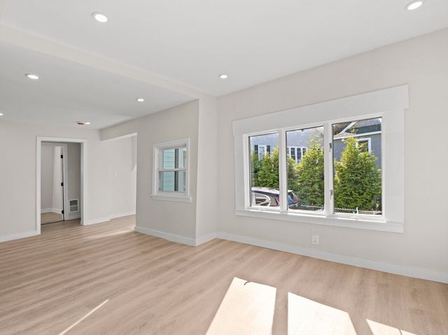 6 Solferino Street, Worcester, MA 01604