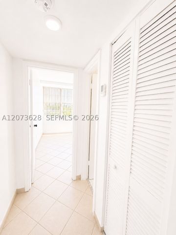 3551 SW 9th Ter 502, Miami, FL 33135