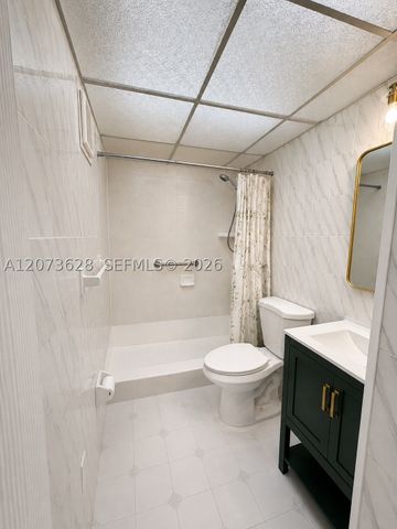 3551 SW 9th Ter 502, Miami, FL 33135