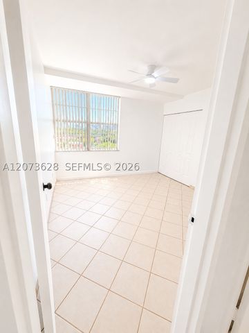 3551 SW 9th Ter 502, Miami, FL 33135