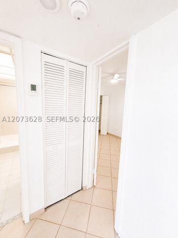 3551 SW 9th Ter 502, Miami, FL 33135